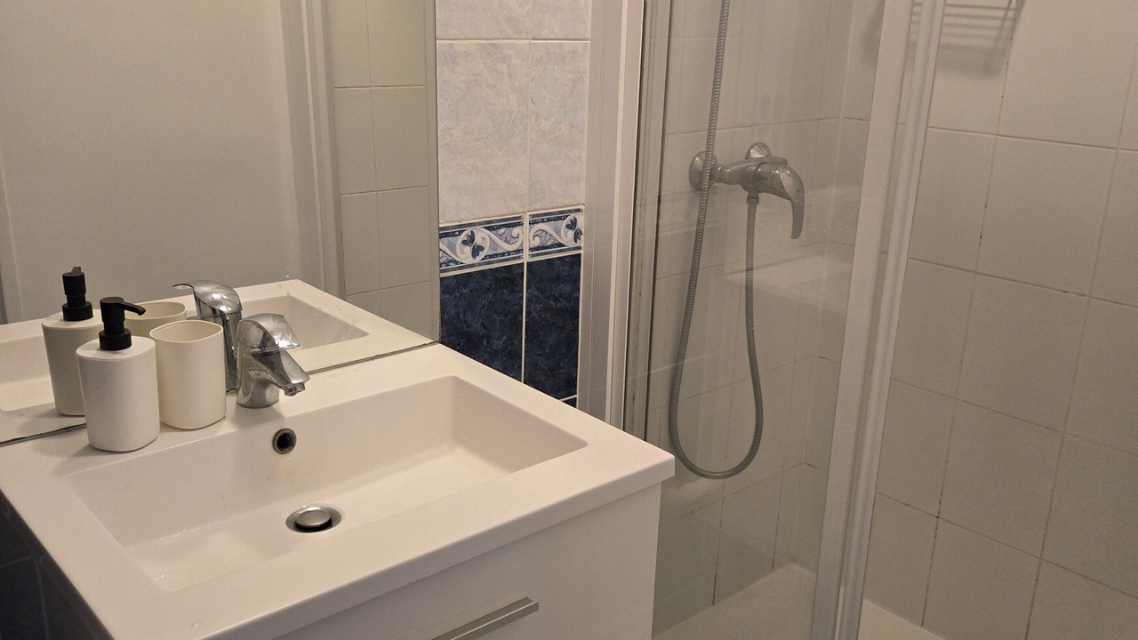 Photo of Bathroom in Chenevier-Demenitroux