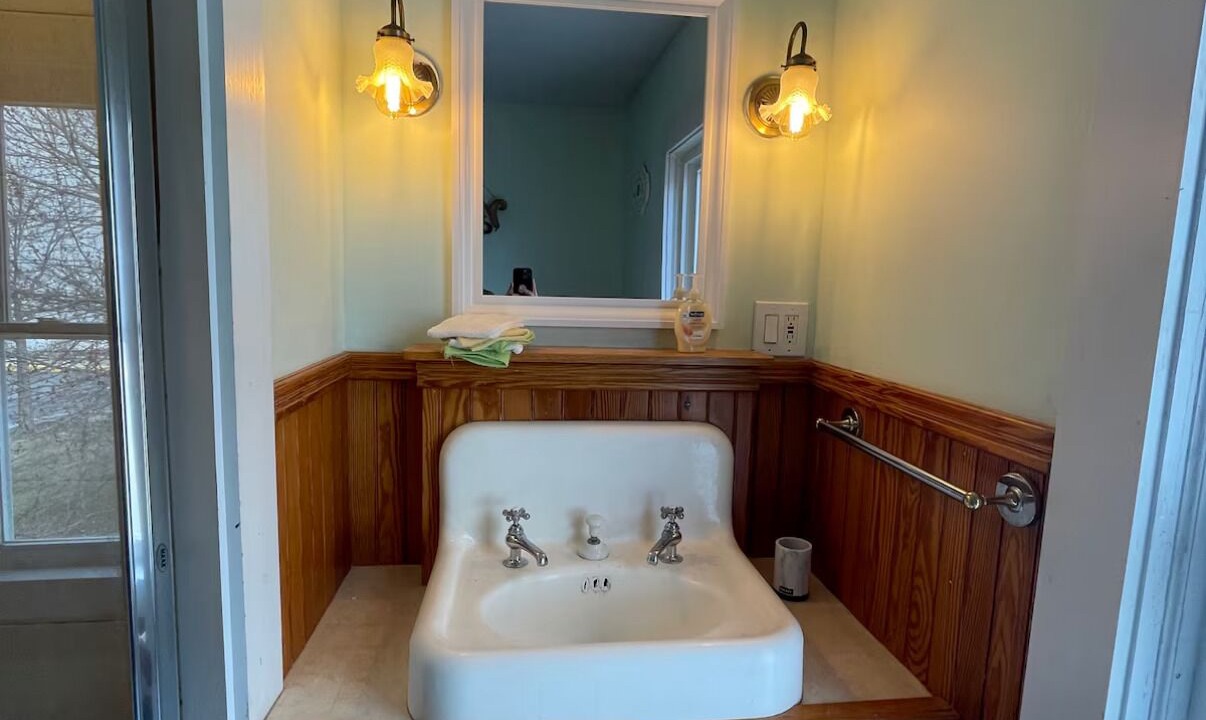 Photo of Bathroom in East Haven  Rutland County