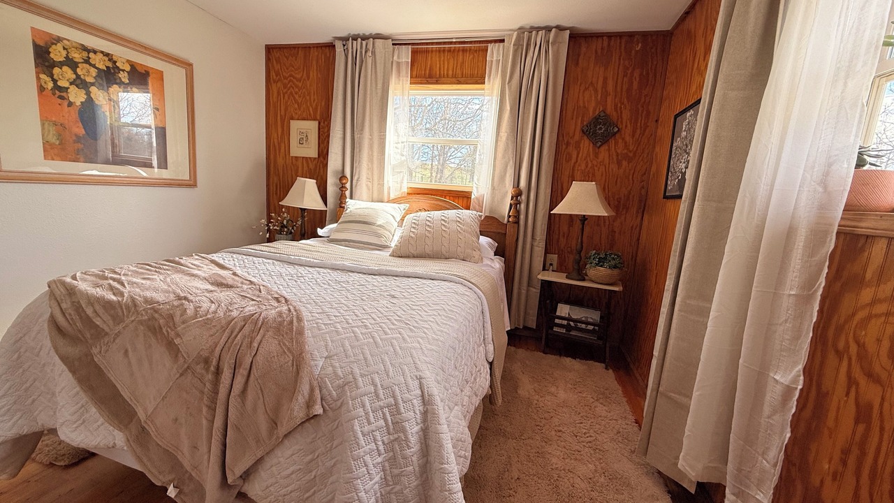 Photo of Bedroom in Berryville