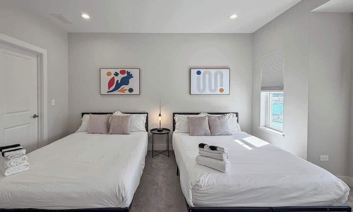 Photo of Bedroom in Warrenville
