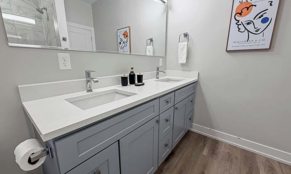 Photo of Bathroom in Warrenville