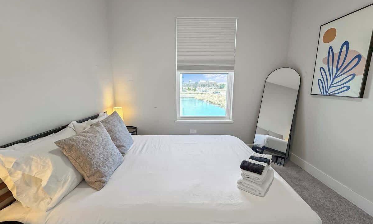 Photo of Bedroom in Warrenville