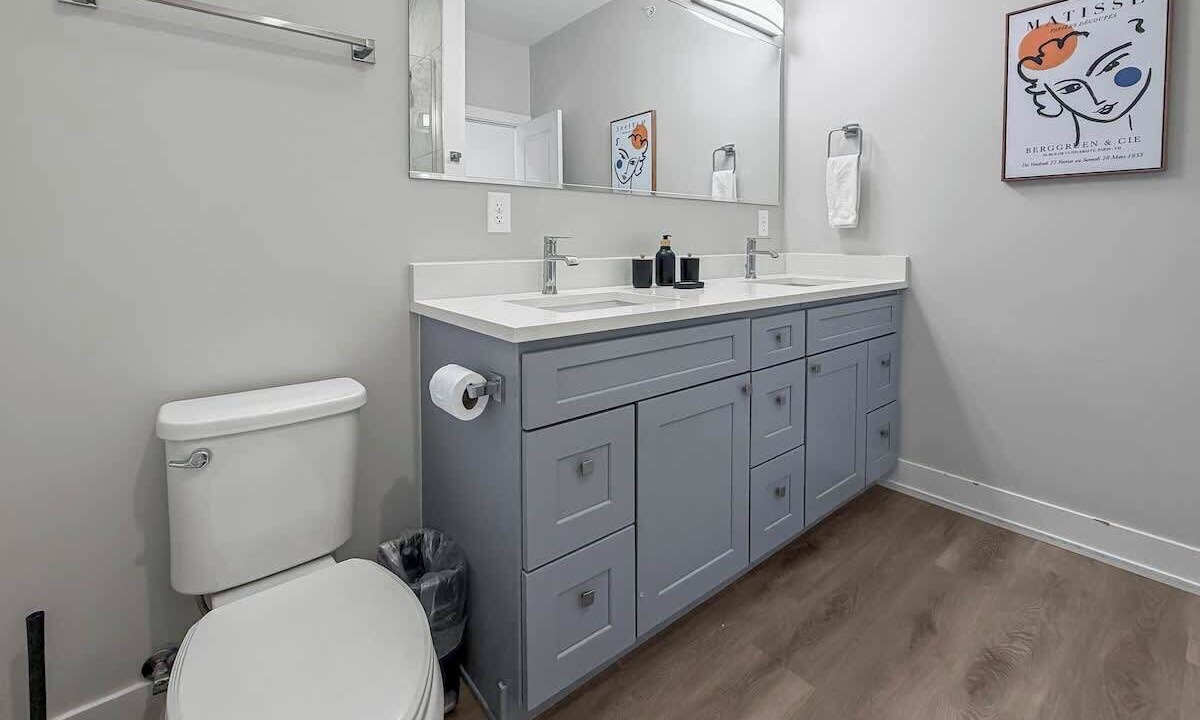 Photo of Bathroom in Warrenville
