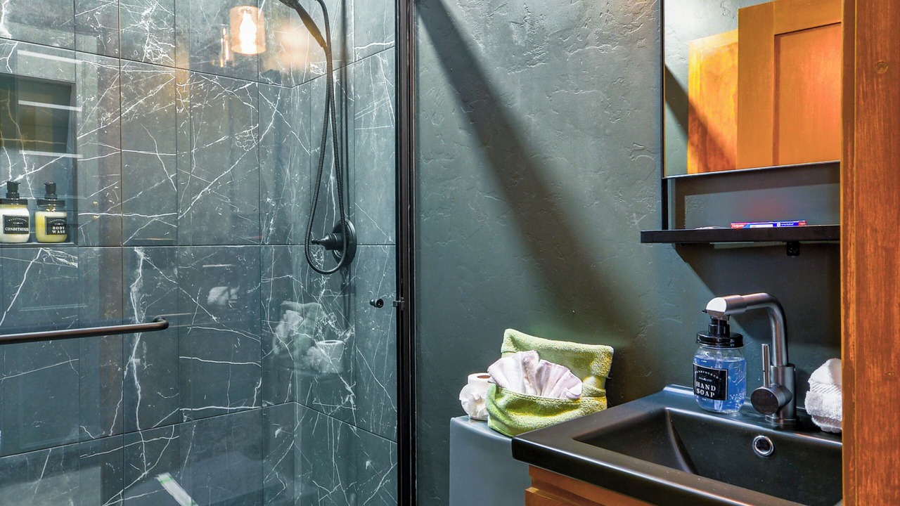 Photo of Bathroom in Catalina Foothills Estates