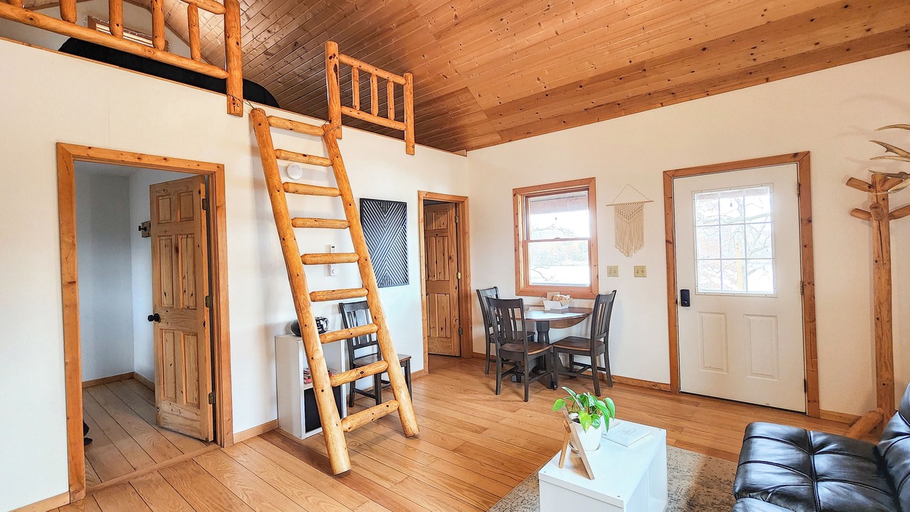 Photo of Livingroom in Davis County