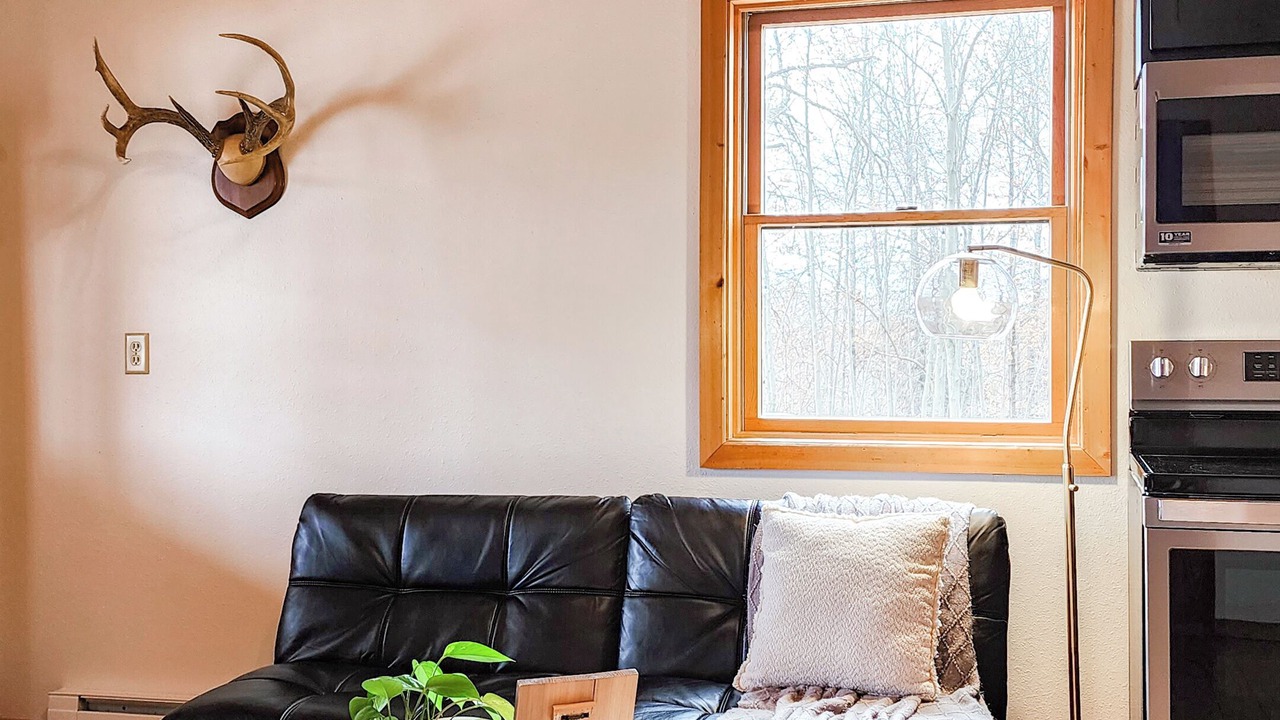 Photo of Livingroom in Davis County