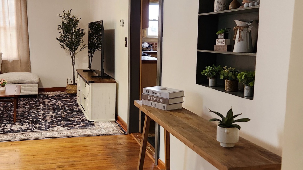 Photo of Livingroom in West Carthage