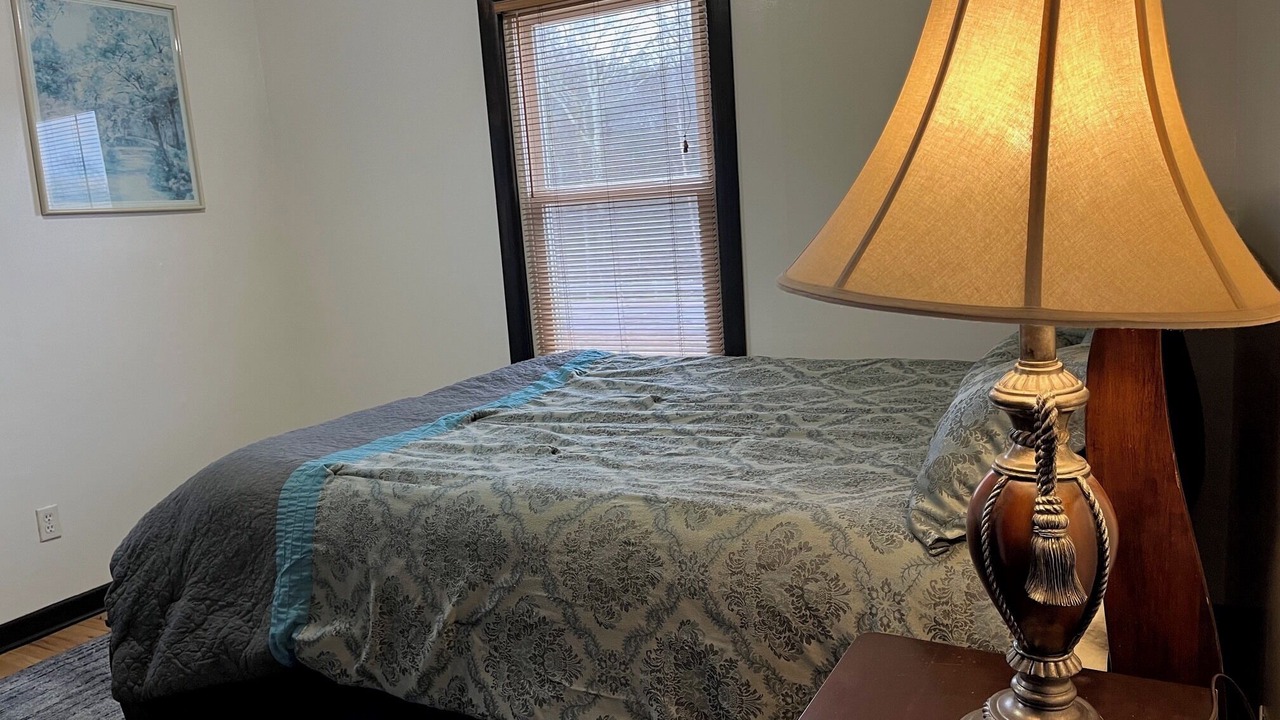Photo of Bedroom in Dewy Rose