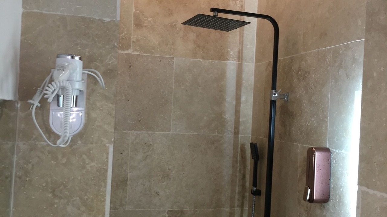 Photo of Bathroom in Athis-Mons
