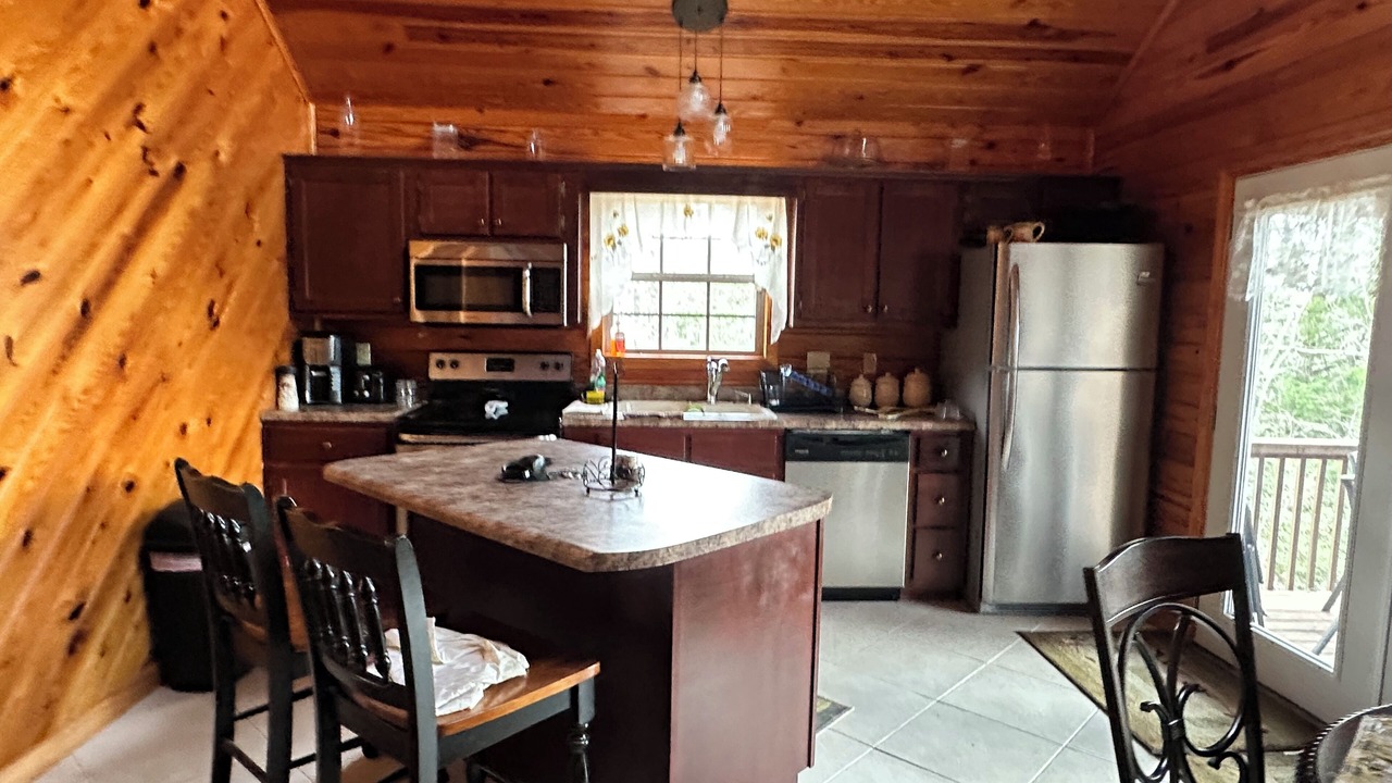Photo of Kitchen in Whitley City