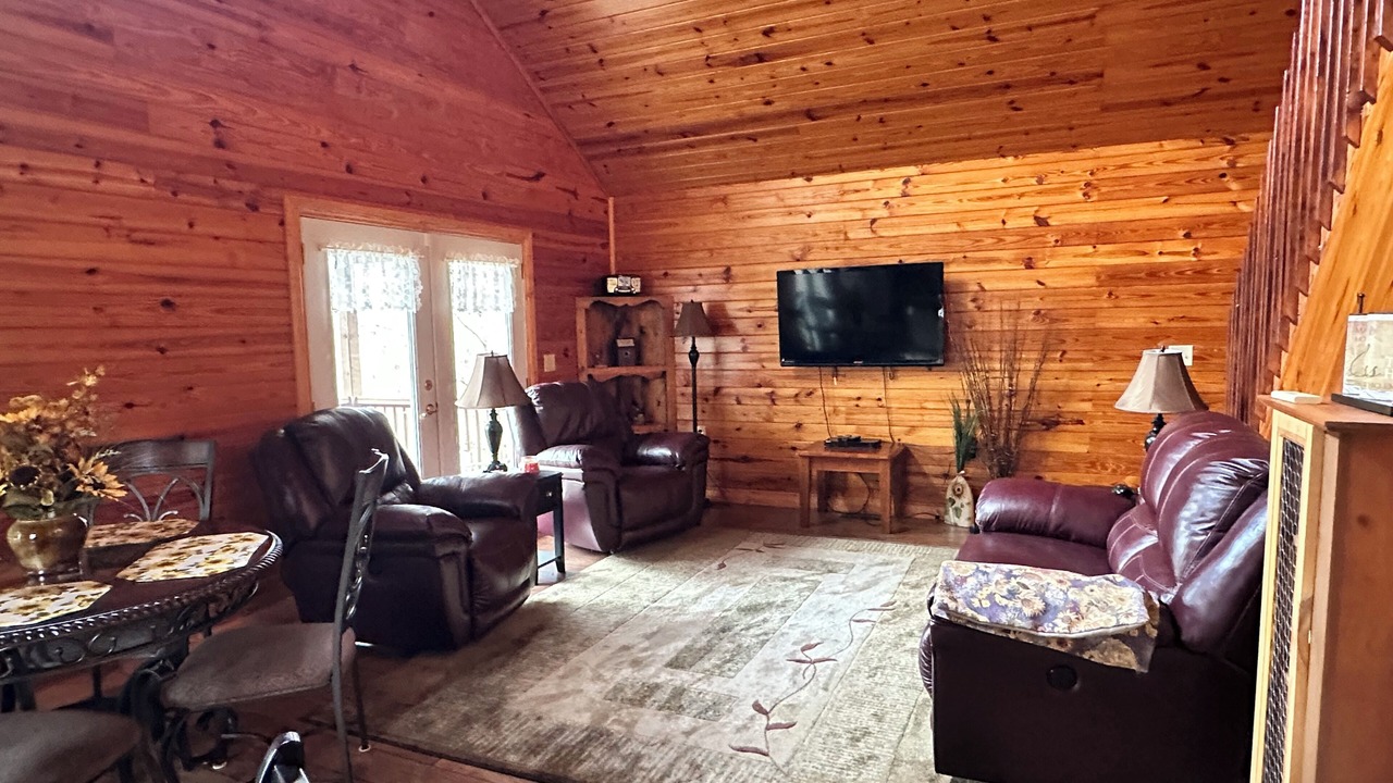 Photo of Livingroom in Whitley City