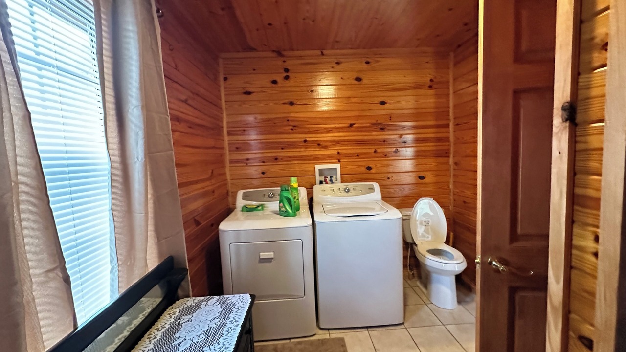 Photo of Bathroom in Whitley City