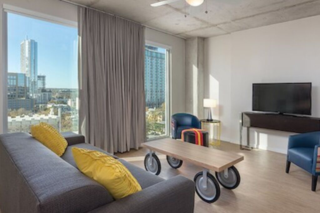 Photo of Livingroom in Civic District