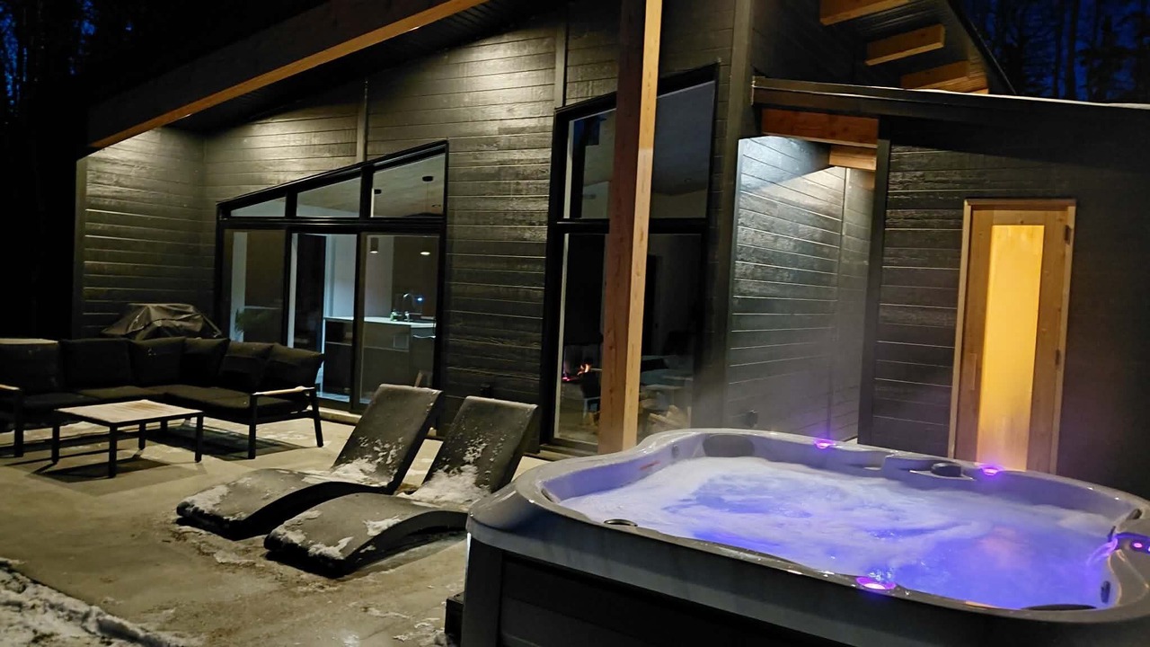 Photo of Patio Balcony in Notre-Dame-Des-Bois