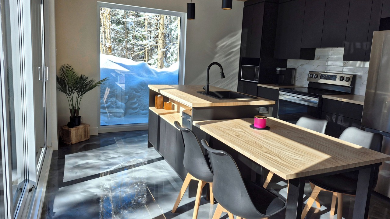 Photo of Kitchen in Notre-Dame-Des-Bois