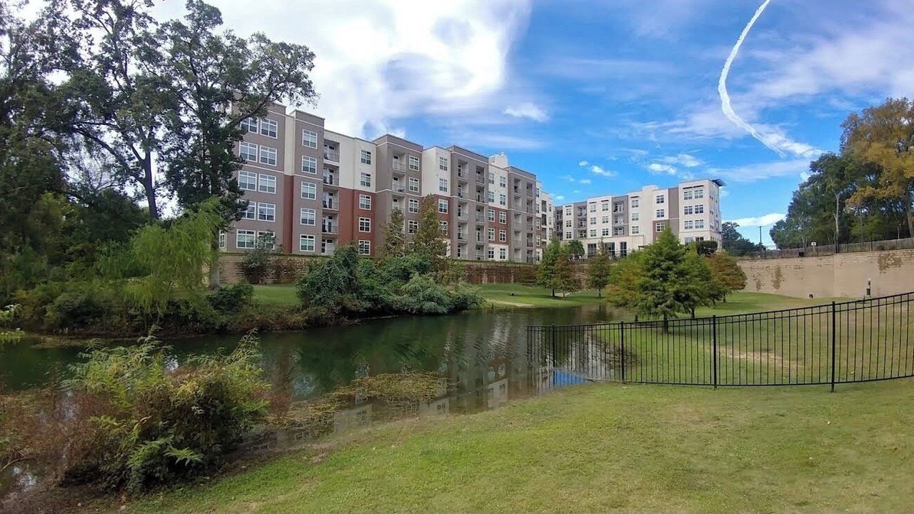 Photo of Outdoor in Woodlake - Briar Meadow