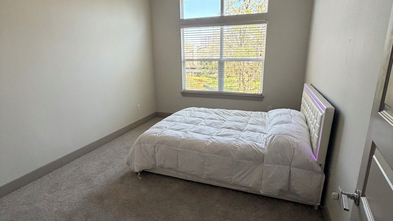 Photo of Bedroom in Woodlake - Briar Meadow