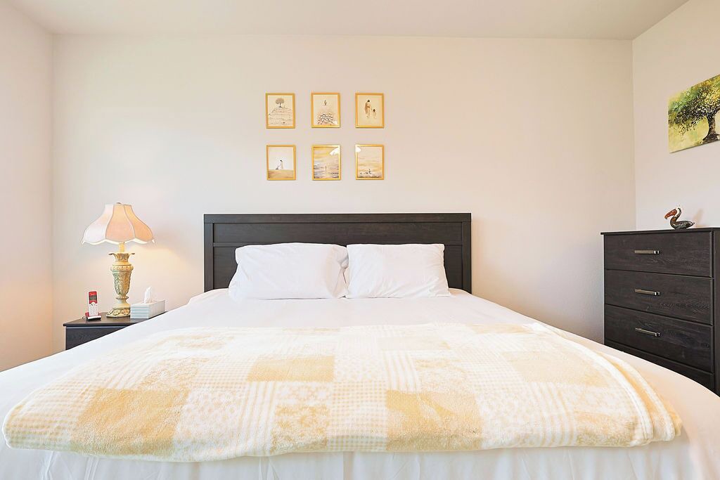 Photo of Bedroom in Garland