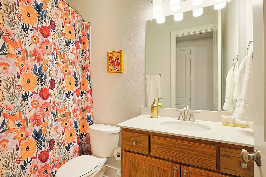 Photo of Bathroom in Garland