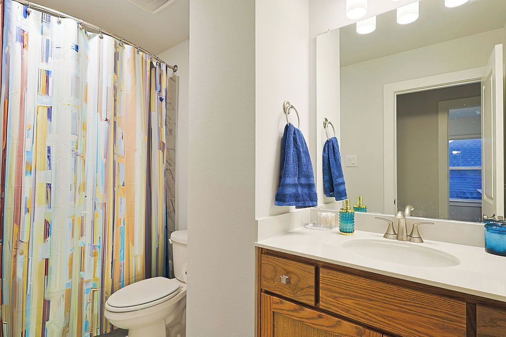 Photo of Bathroom in Garland