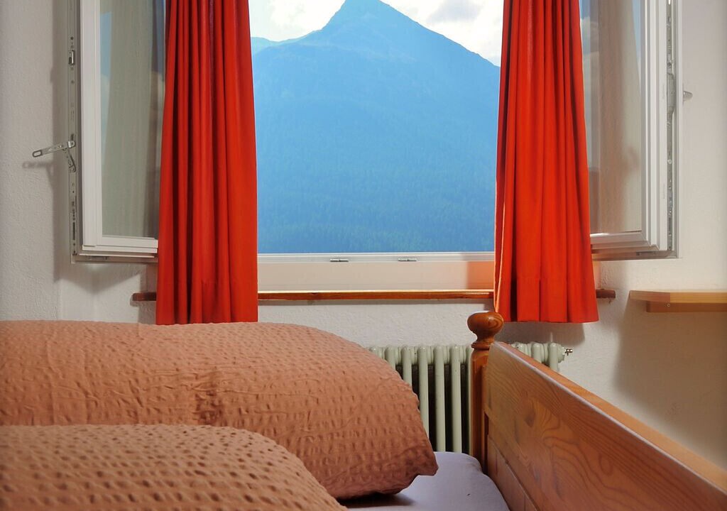 Photo of Bedroom in Tschlin