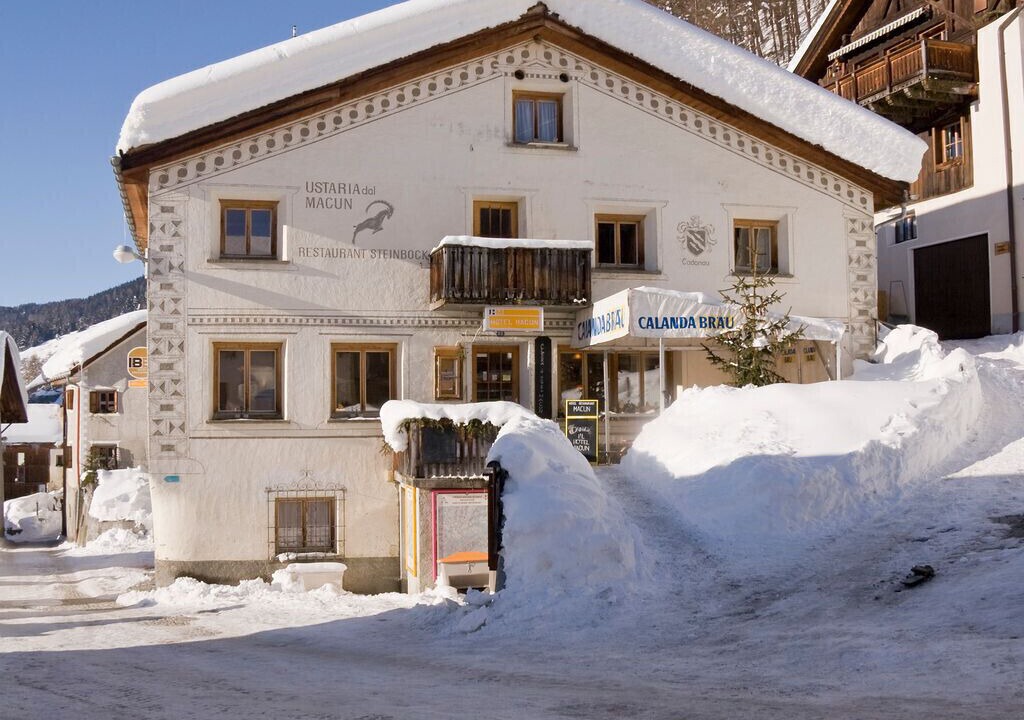 Photo of Outdoor in Tschlin