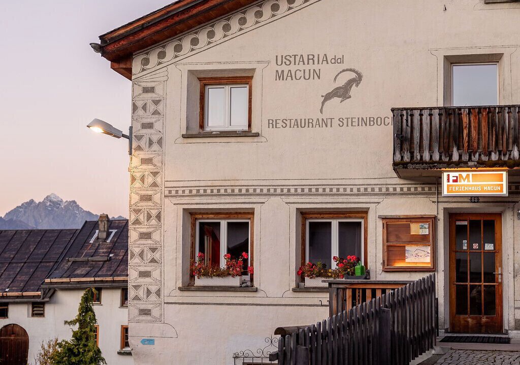 Photo of Outdoor in Tschlin