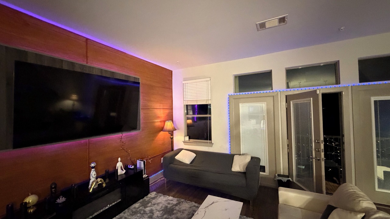 Photo of Livingroom in Woodlake - Briar Meadow