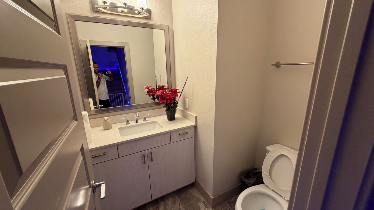 Photo of Bathroom in Woodlake - Briar Meadow