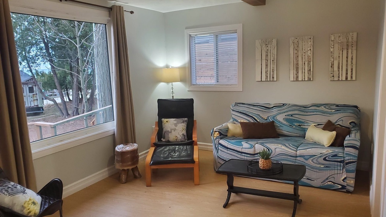 Photo of Bedroom in Sauble Beach