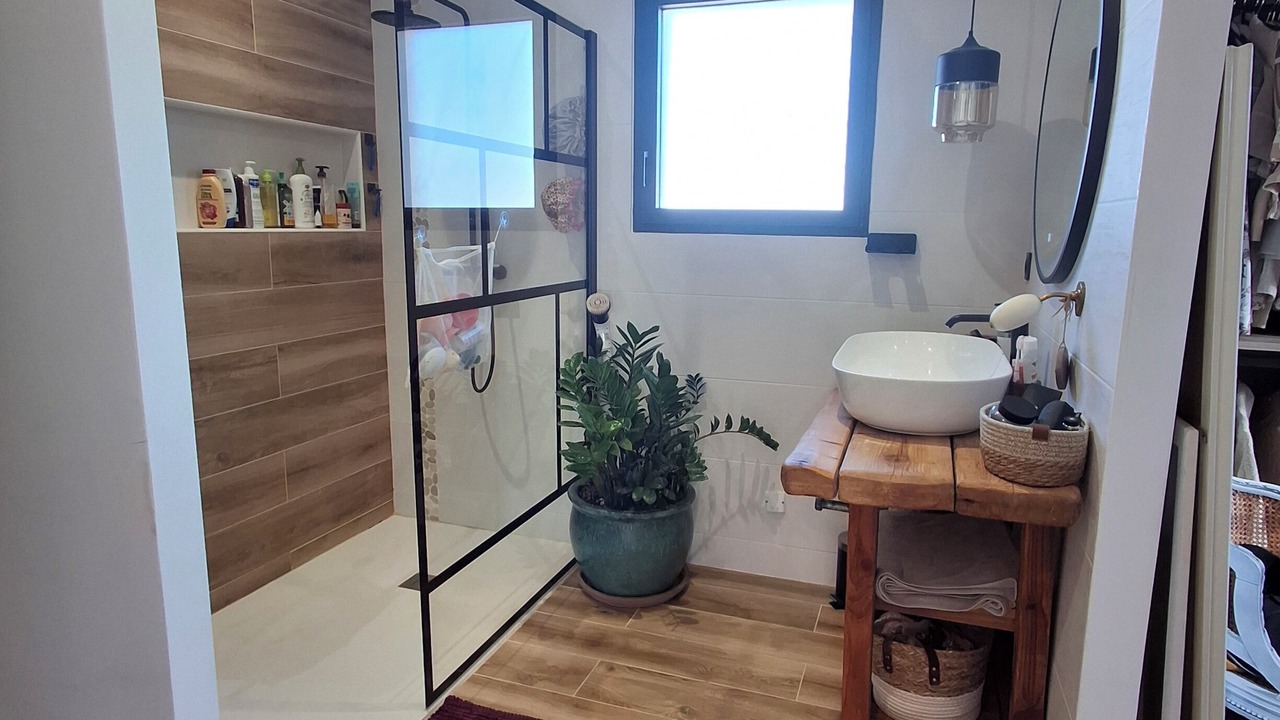 Photo of Bathroom in Laudun