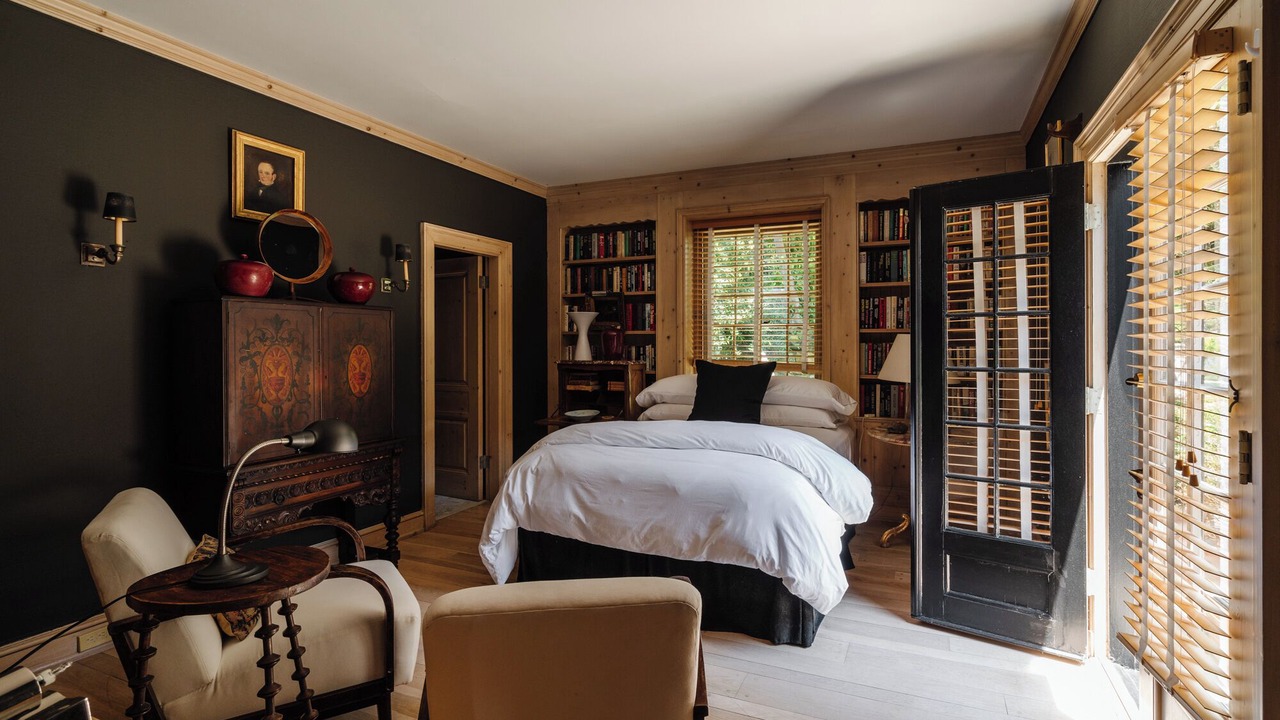 Photo of Bedroom in Hollywood Hills