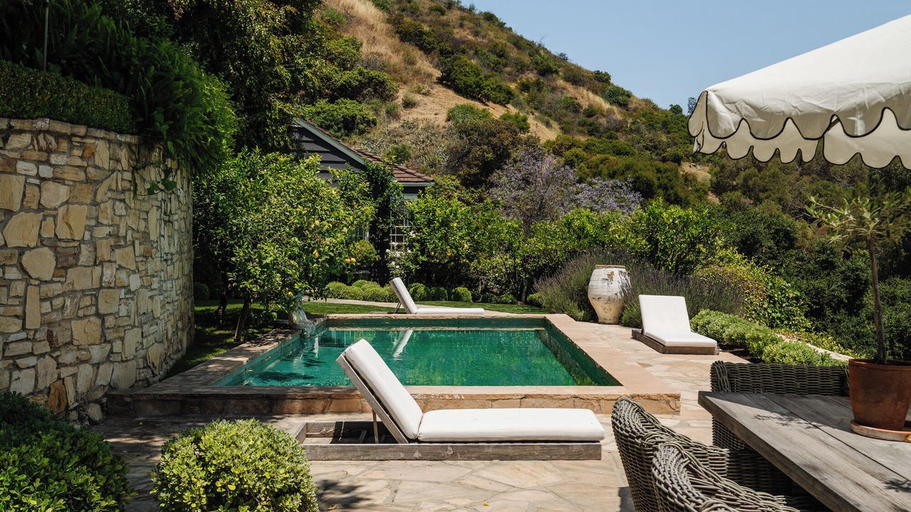 Photo of Outdoor in Hollywood Hills