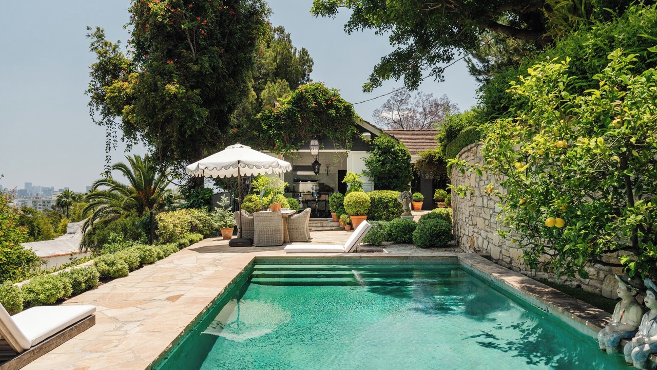 Photo of Outdoor in Hollywood Hills
