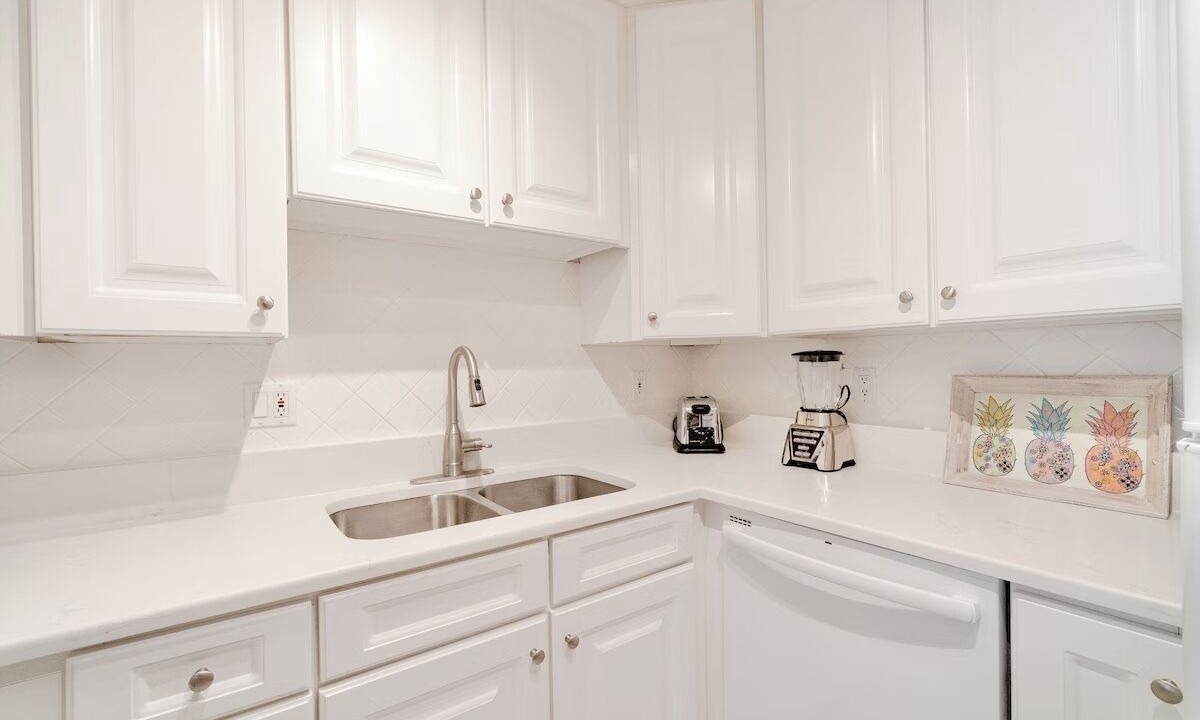 Photo of Kitchen in Key Colony Beach