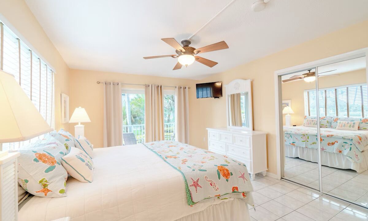 Photo of Bedroom in Key Colony Beach
