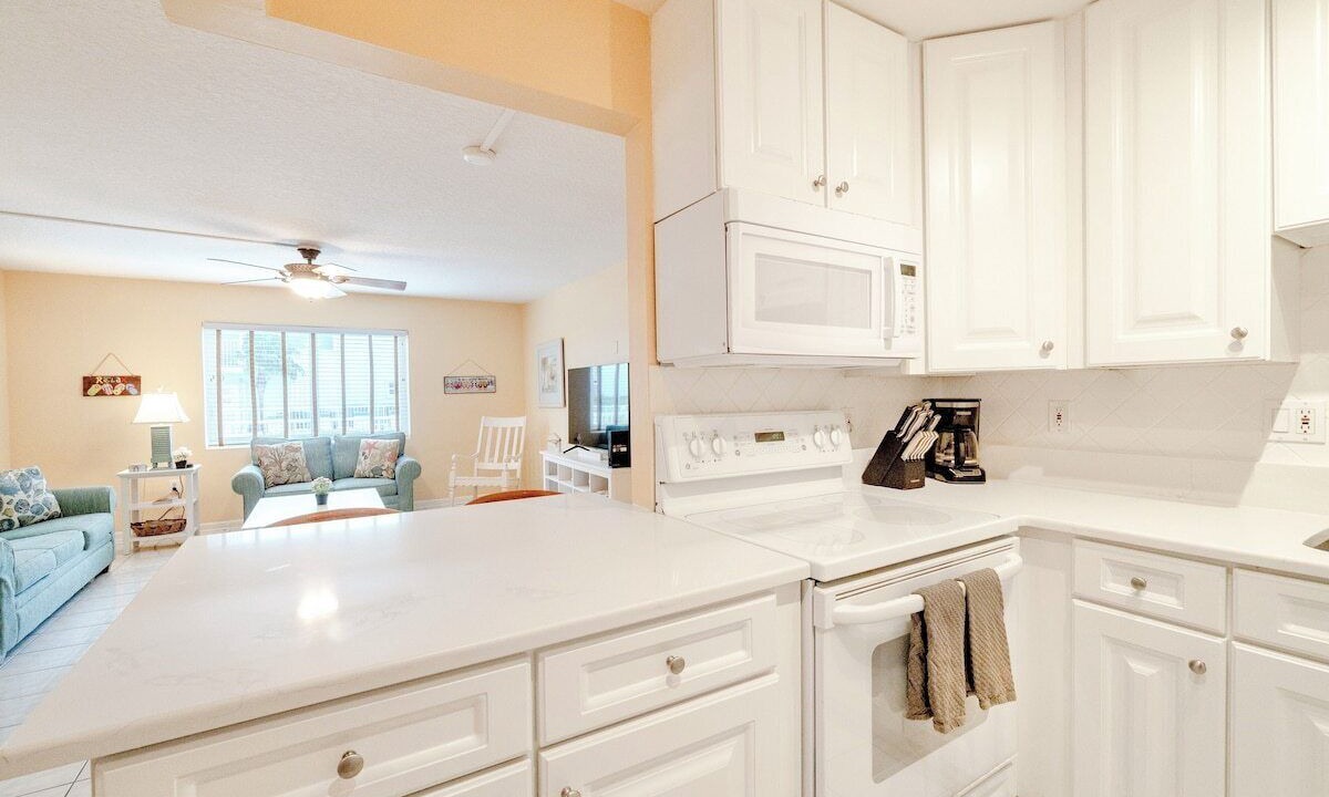 Photo of Kitchen in Key Colony Beach