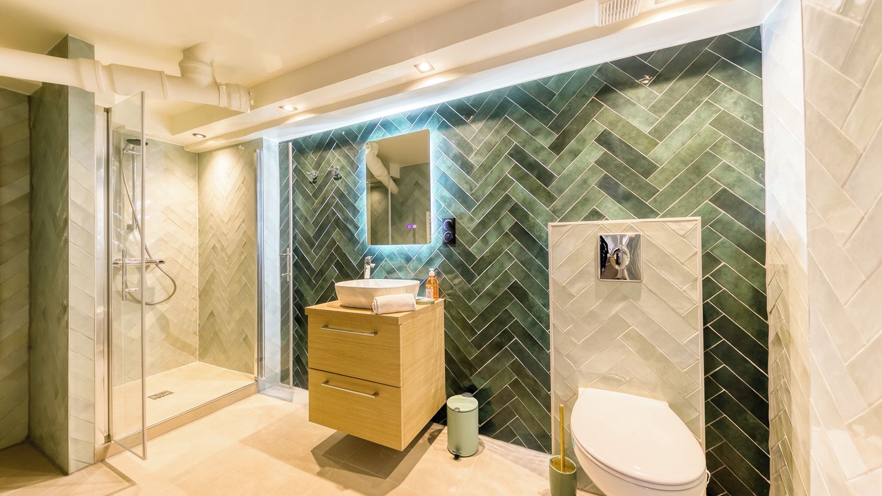 Photo of Bathroom in Joinville-le-Pont