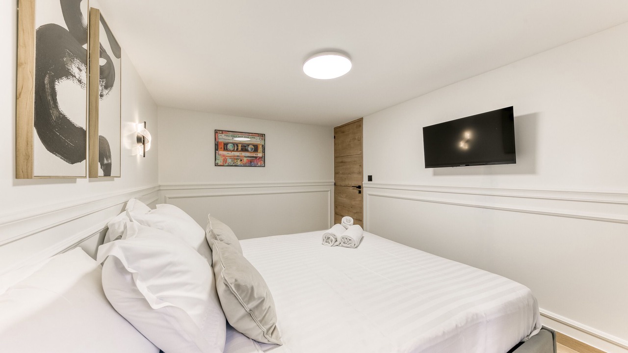 Photo of Bedroom in Joinville-le-Pont