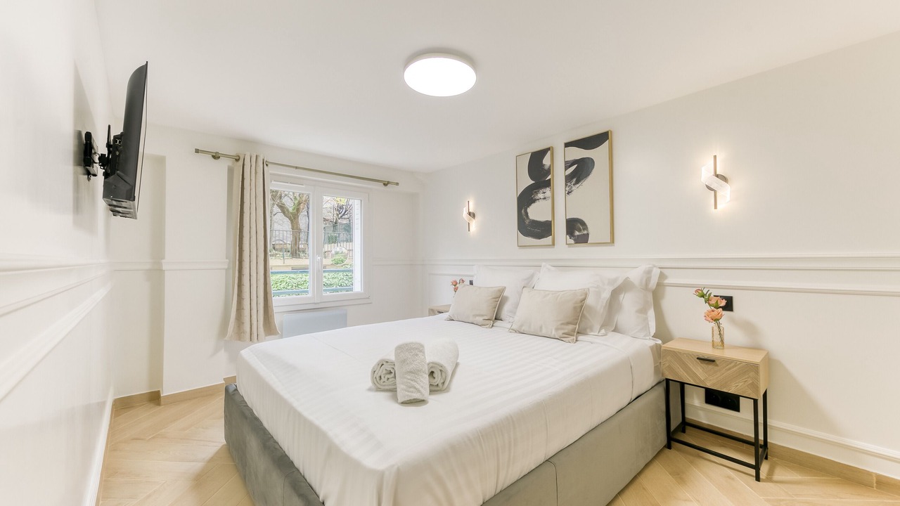 Photo of Bedroom in Joinville-le-Pont
