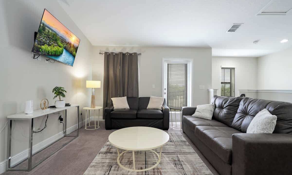 Photo of Livingroom in Haines City