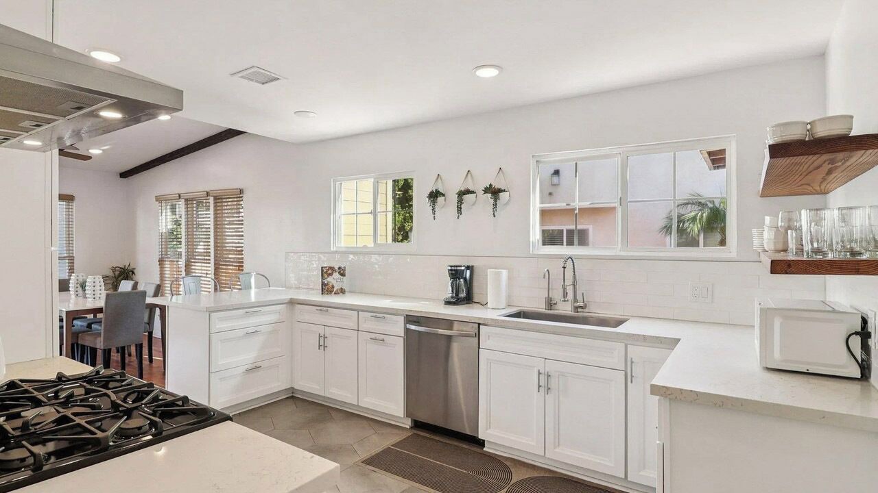 Photo of Kitchen in Ocean Beach