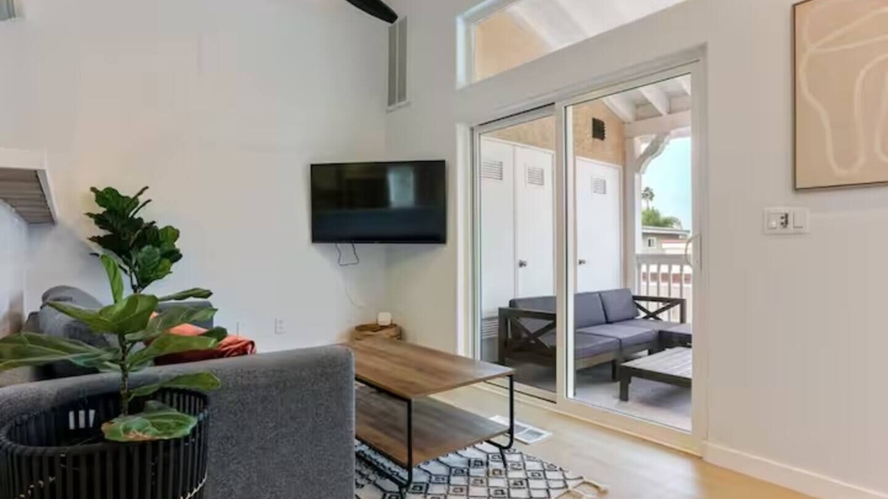 Photo of Livingroom in Ocean Beach