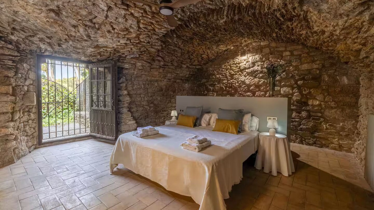 Photo of Bedroom in Pals