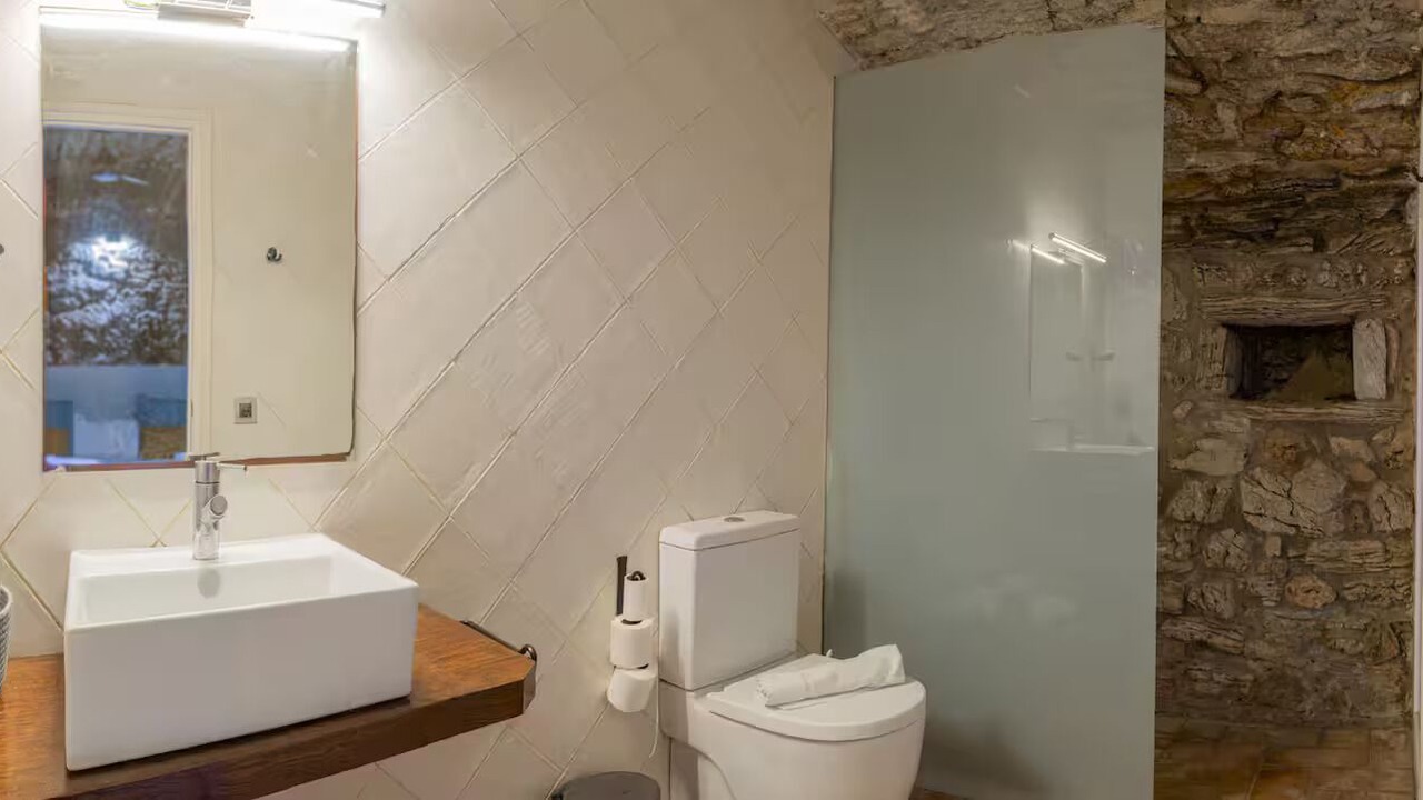Photo of Bathroom in Pals
