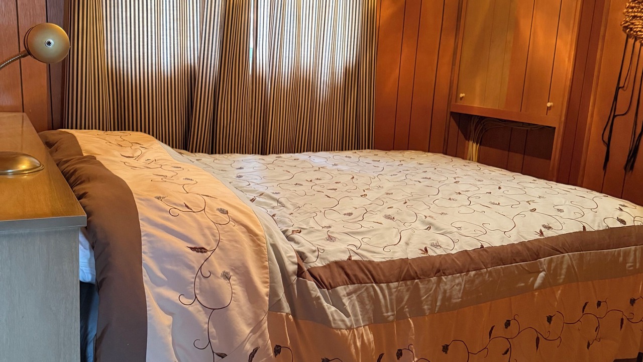 Photo of Bedroom in North Kawartha