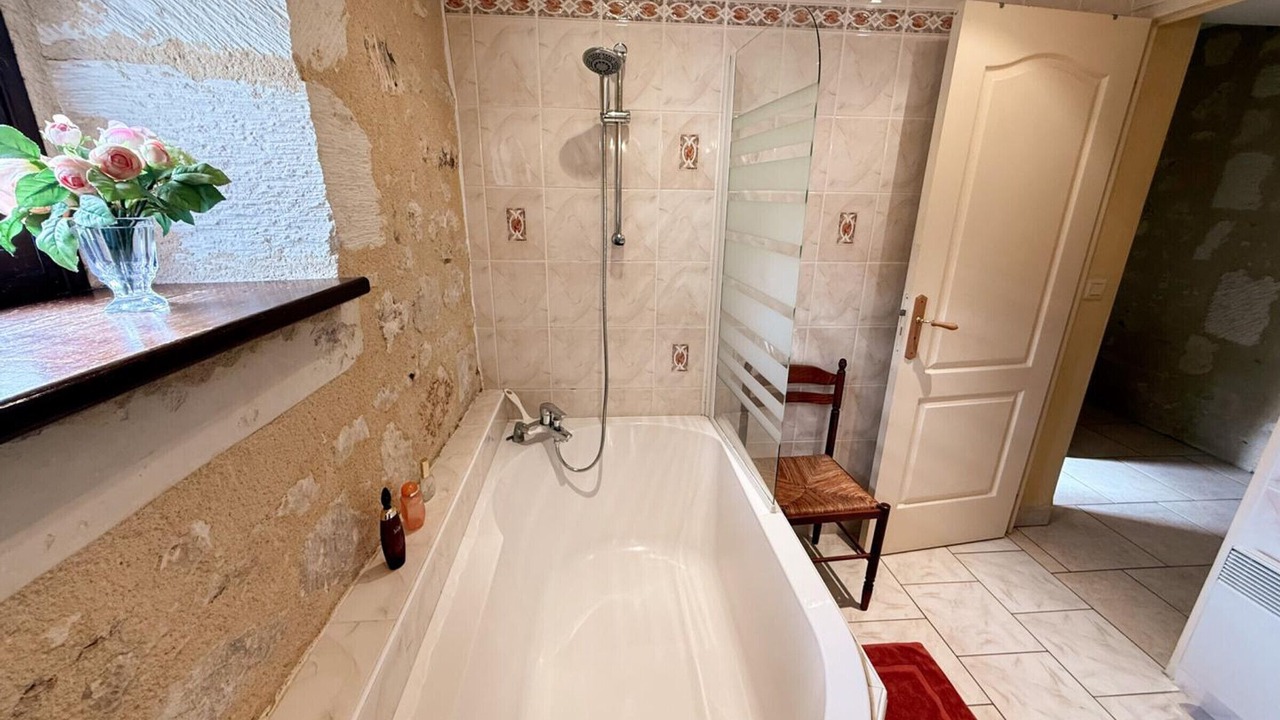 Photo of Bathroom in Pouzay