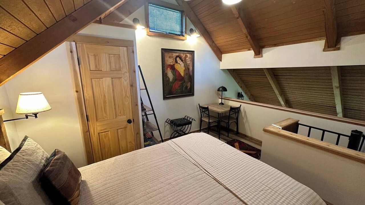 Photo of Bedroom in Davis