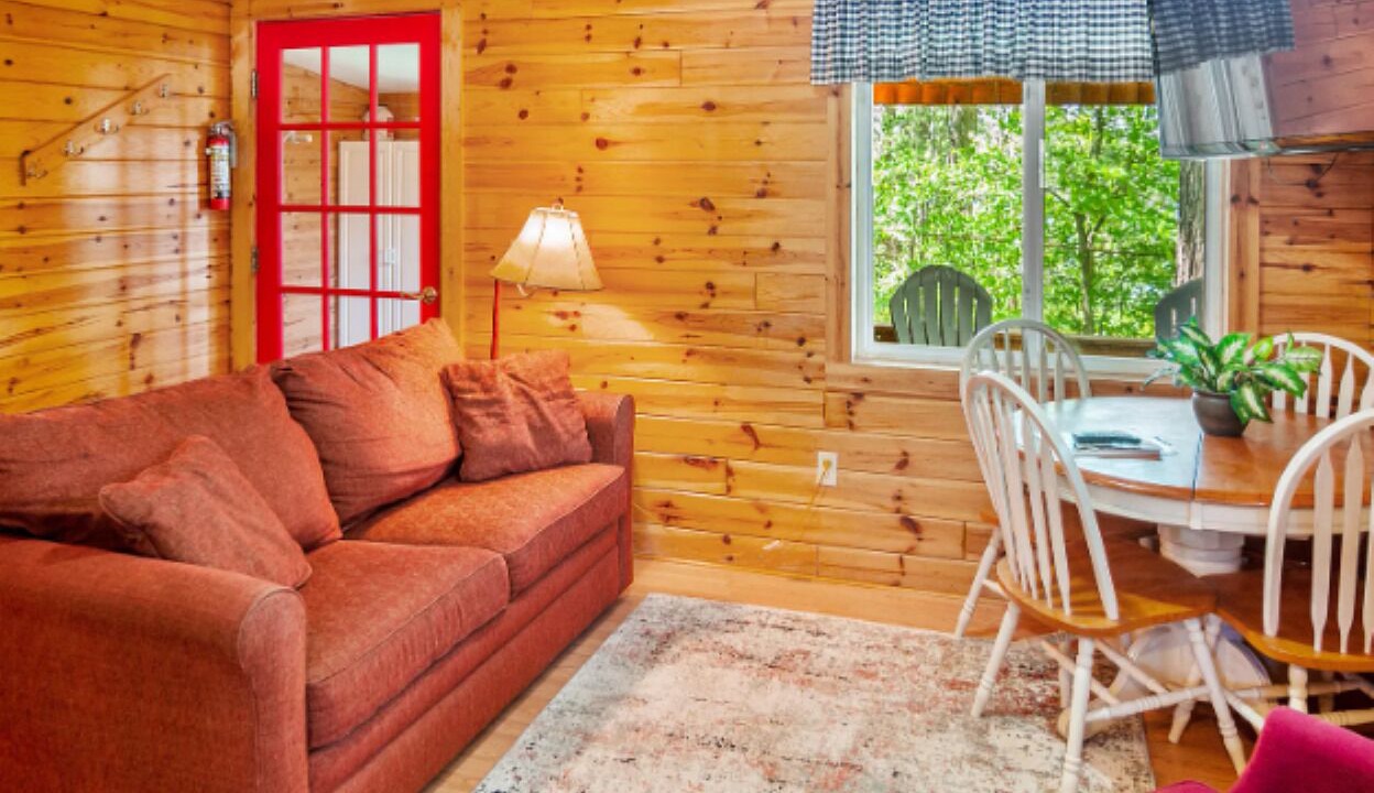 Photo of Bedroom in Gaylord
