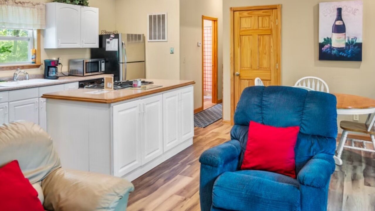 Photo of Bedroom in Gaylord